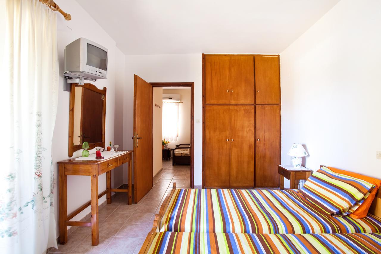 Villa Zoi Thronion Экстерьер фото